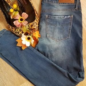 Seven7 jeans 8